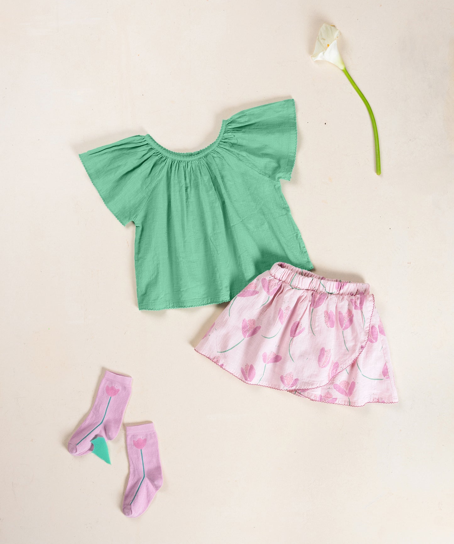 Falda pantalon estampado flores conjunto