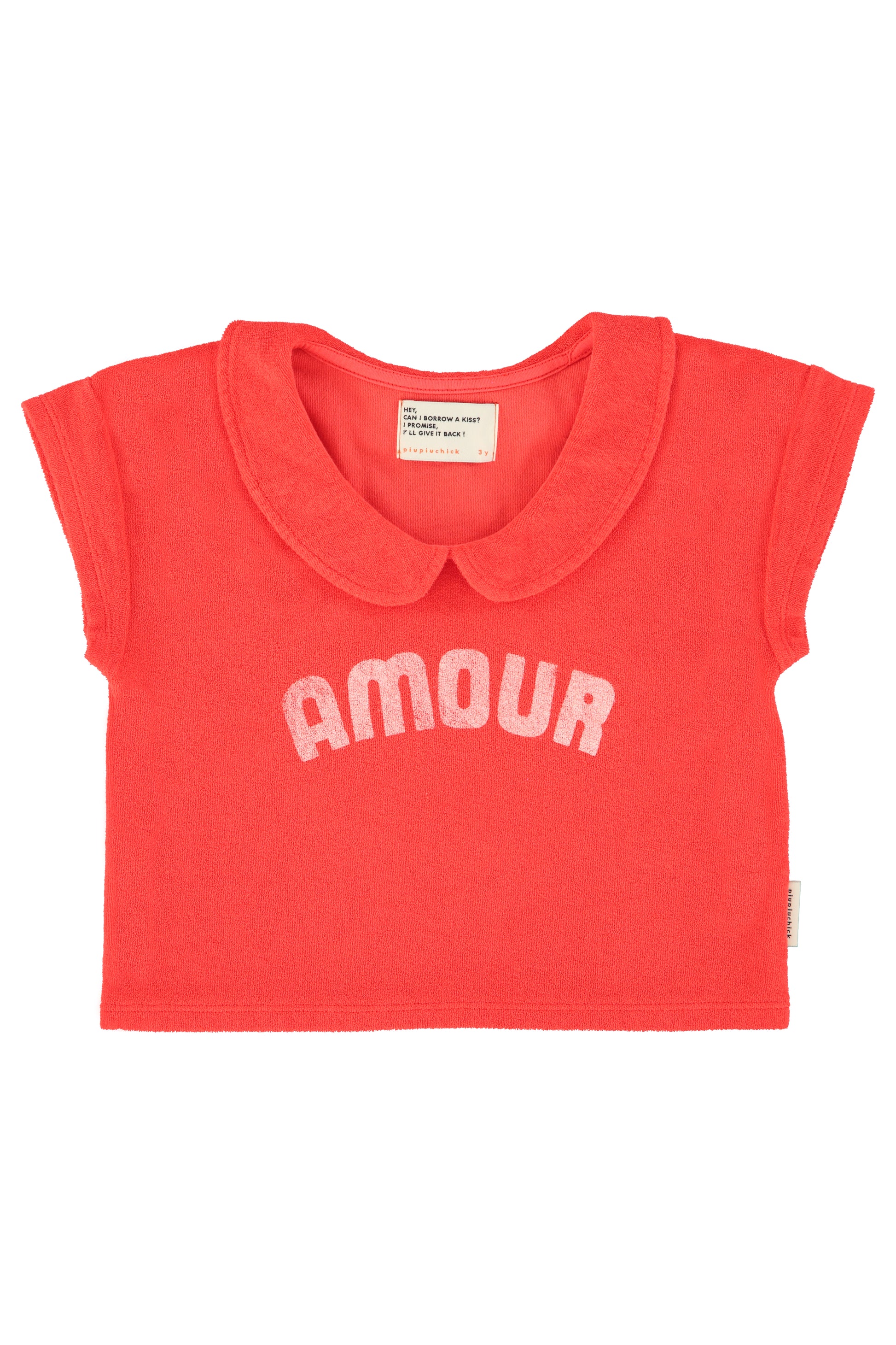 Camiseta con cuello peter pan roja con estampado amour delantera