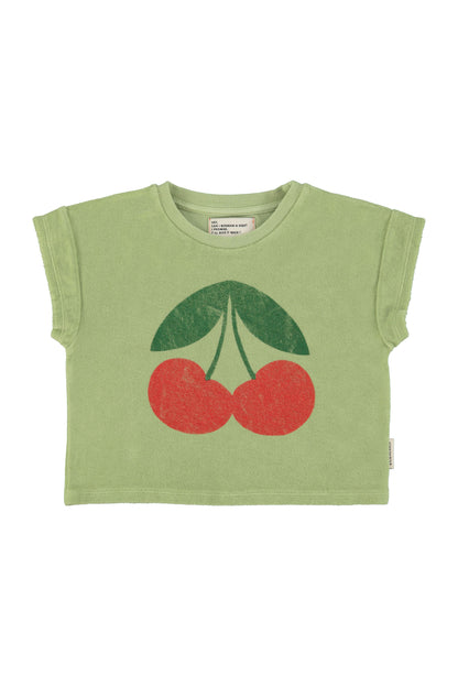 Camiseta verde oliva claro con estampado de cerezas delantera