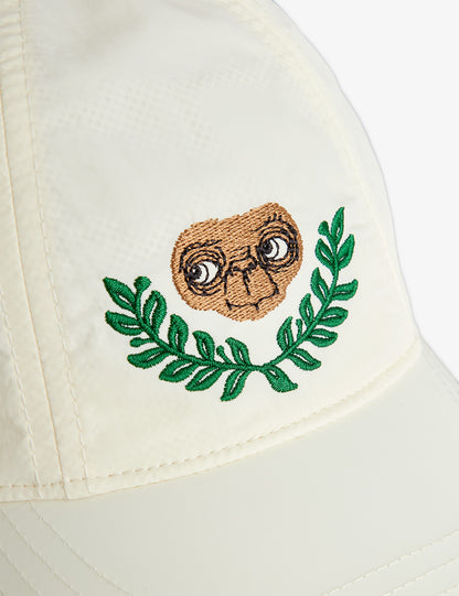 Gorra bordada e.t detalle
