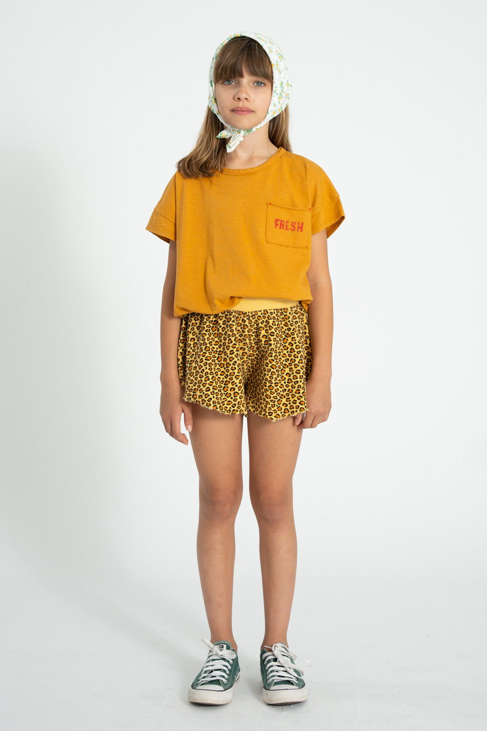 Pantaloncortomostazaconestampadoanimal conjunto delantera