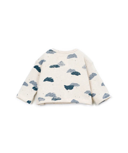 Sudadera Bebé Algodón Cruda Nubes Azules de Play Up - vista trasera.
