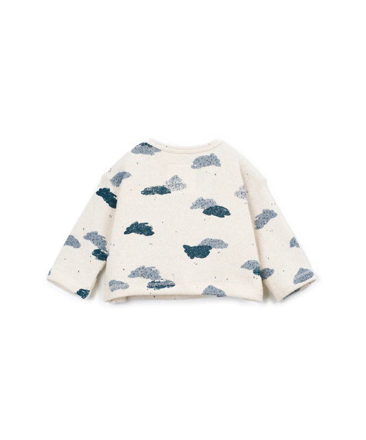 Sudadera Bebé Algodón Cruda Nubes Azules de Play Up - vista trasera.