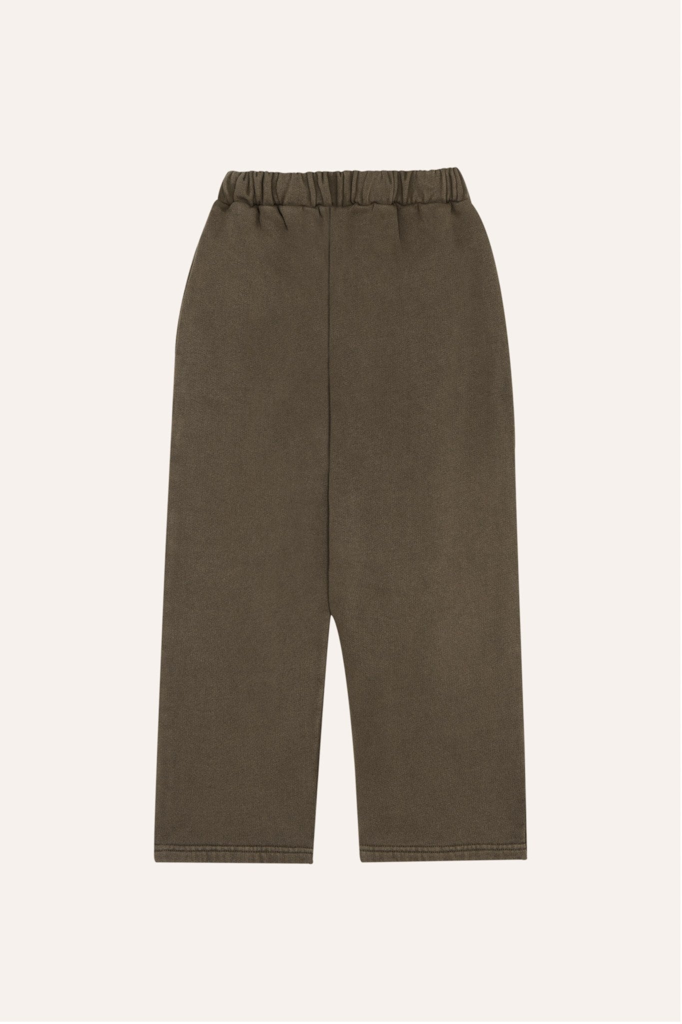 Pantalón infantil marrón liso, vista trasera.
